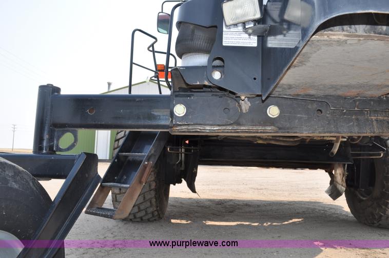 image for item A5985 Case IH WDX1902 self-propelled swather