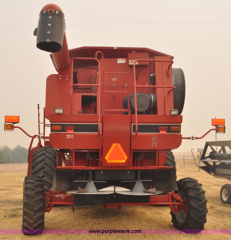 image for item A5989 2004 Case IH 2388 combine