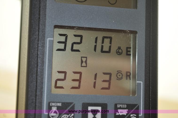 image for item A5989 2004 Case IH 2388 combine