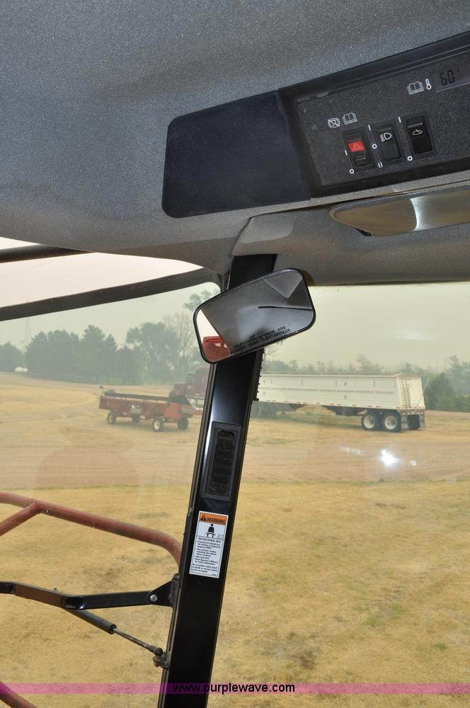 image for item A5989 2004 Case IH 2388 combine