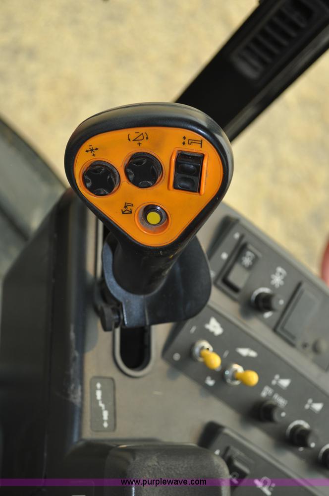 image for item A5989 2004 Case IH 2388 combine