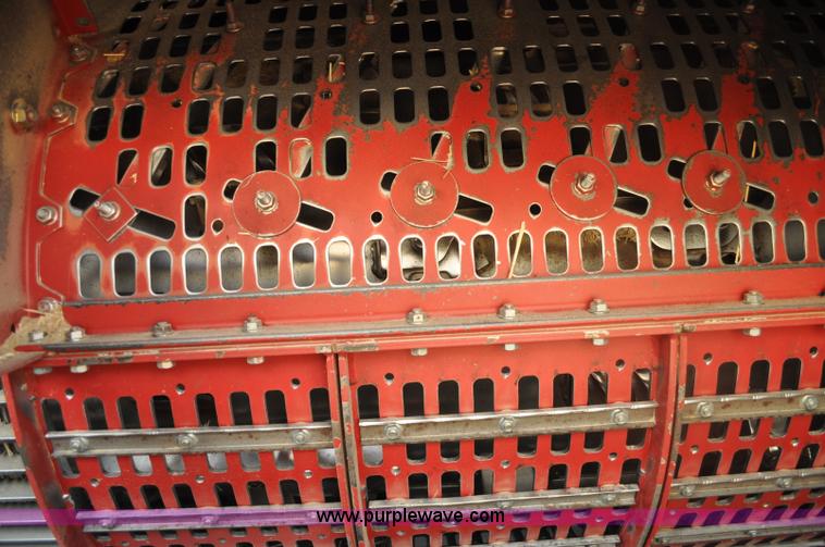 image for item A5989 2004 Case IH 2388 combine