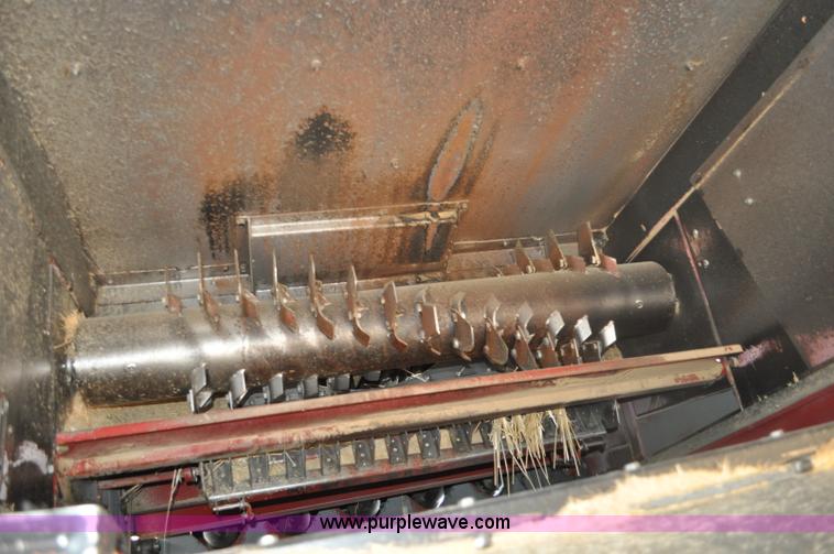 image for item A5989 2004 Case IH 2388 combine