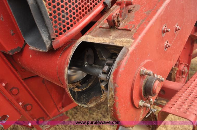 image for item A5989 2004 Case IH 2388 combine