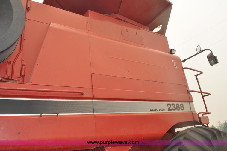 image for item A5989 2004 Case IH 2388 combine