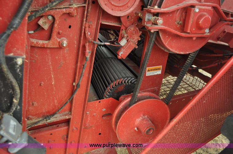 image for item A5989 2004 Case IH 2388 combine