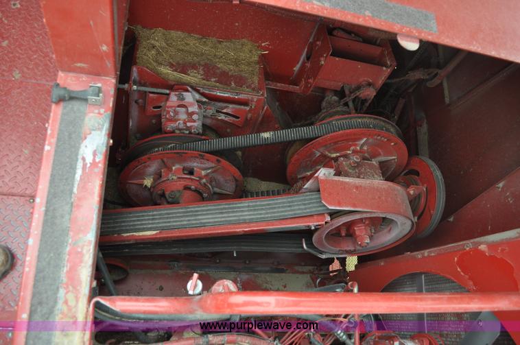 image for item A5989 2004 Case IH 2388 combine