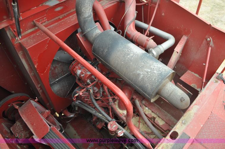 image for item A5989 2004 Case IH 2388 combine