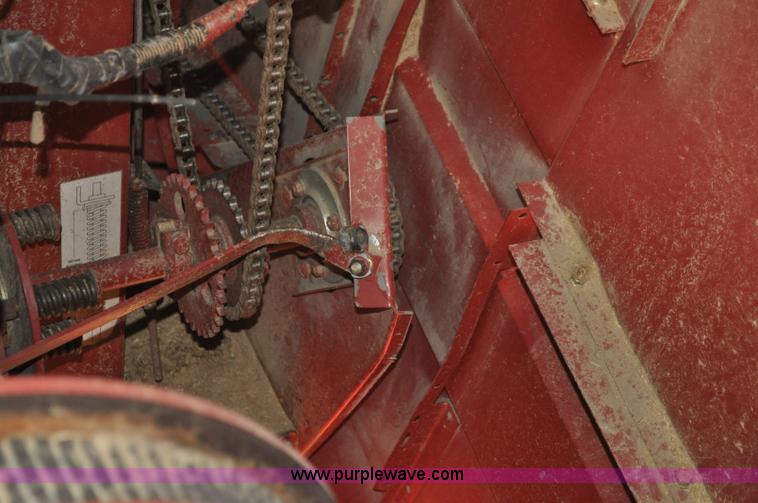 image for item A5989 2004 Case IH 2388 combine
