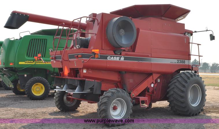 image for item A5991 2005 Case IH 2388 combine