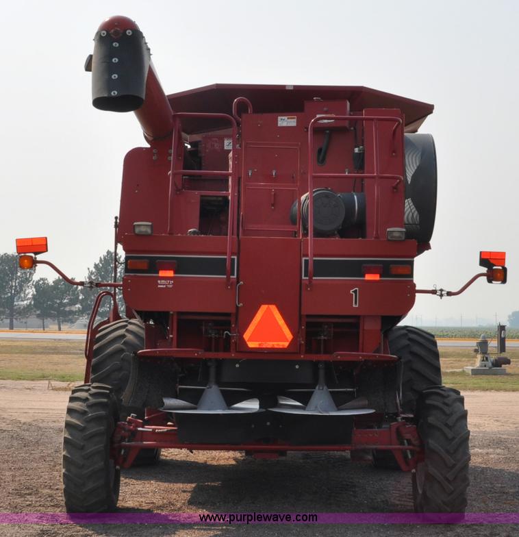 image for item A5991 2005 Case IH 2388 combine