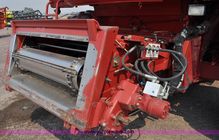 image for item A5991 2005 Case IH 2388 combine