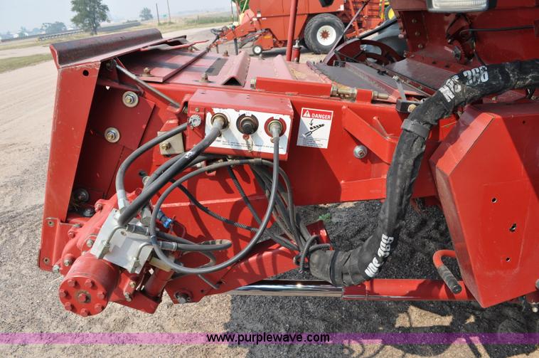 image for item A5991 2005 Case IH 2388 combine