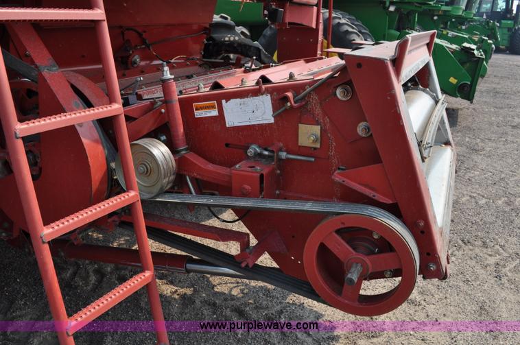 image for item A5991 2005 Case IH 2388 combine