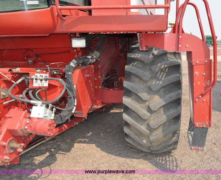 image for item A5991 2005 Case IH 2388 combine