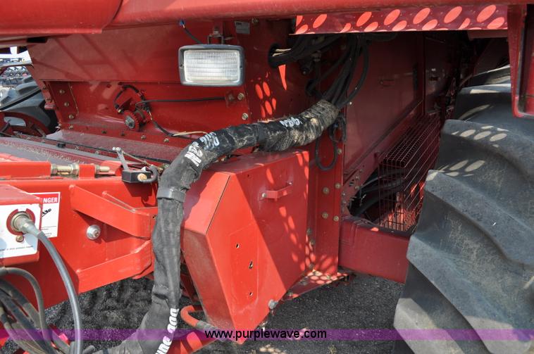 image for item A5991 2005 Case IH 2388 combine