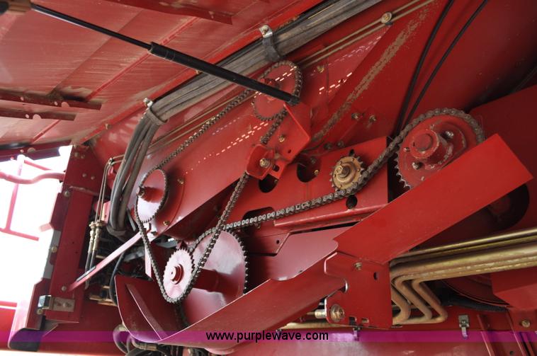 image for item A5991 2005 Case IH 2388 combine