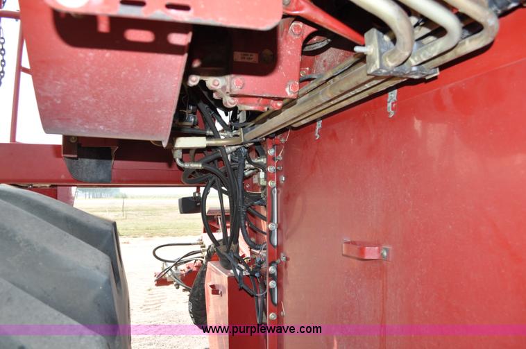 image for item A5991 2005 Case IH 2388 combine