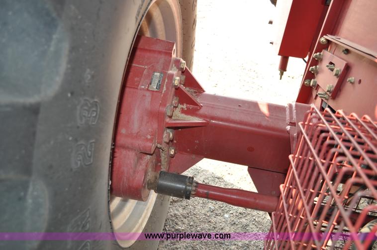 image for item A5991 2005 Case IH 2388 combine