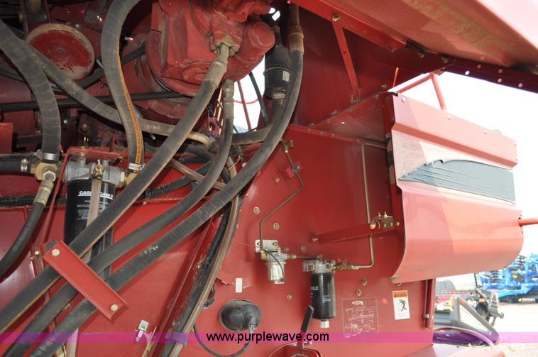 image for item A5991 2005 Case IH 2388 combine
