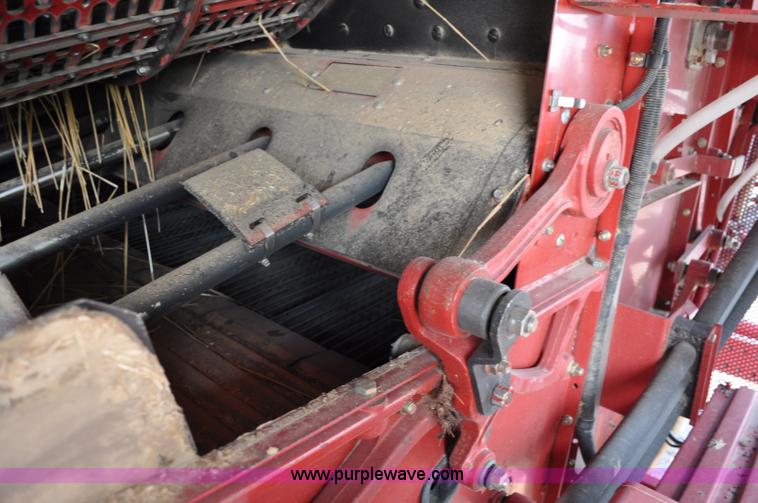 image for item A5991 2005 Case IH 2388 combine