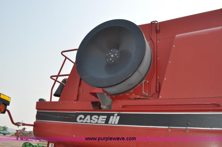 image for item A5991 2005 Case IH 2388 combine