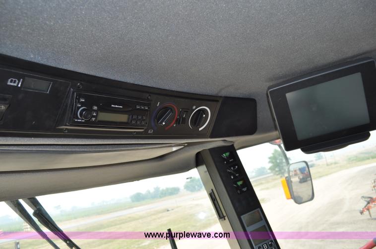 image for item A5991 2005 Case IH 2388 combine