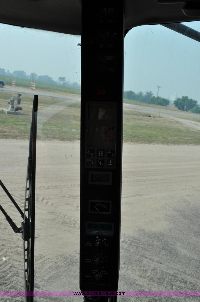 image for item A5991 2005 Case IH 2388 combine