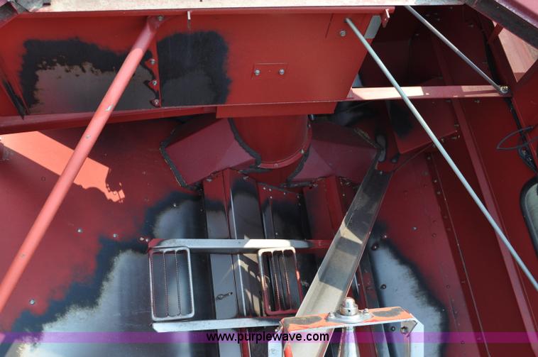 image for item A5991 2005 Case IH 2388 combine