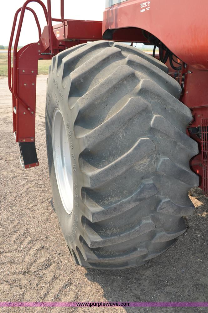 image for item A5991 2005 Case IH 2388 combine