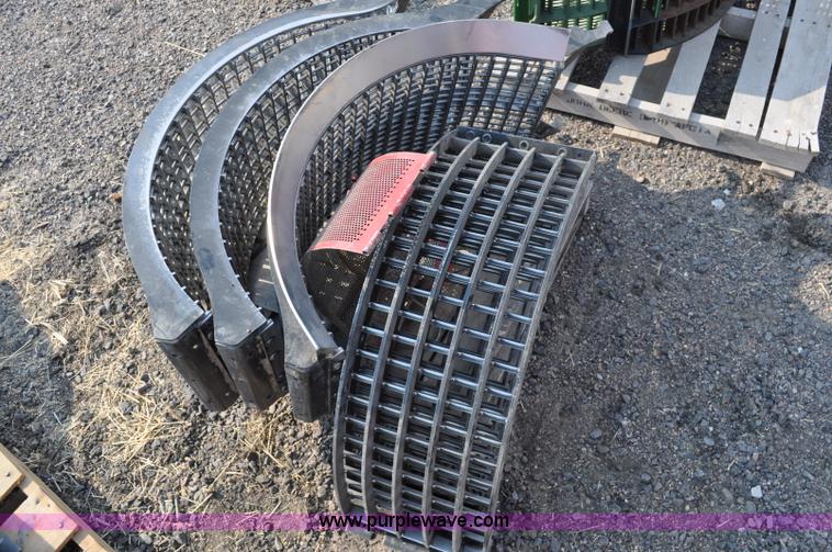 image for item A5991 2005 Case IH 2388 combine