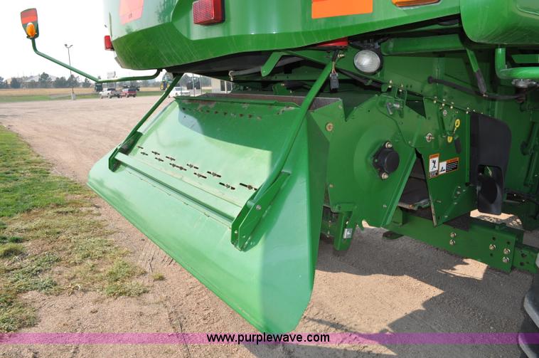 image for item A5994 2008 John Deere 9870 STS combine