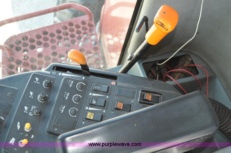 image for item A5995 2004 Case IH 2388 combine