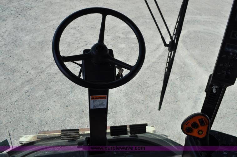 image for item A5995 2004 Case IH 2388 combine