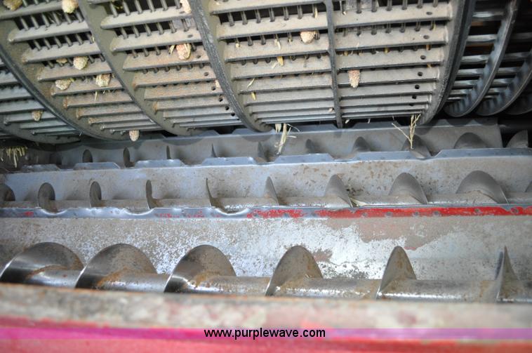 image for item A5995 2004 Case IH 2388 combine