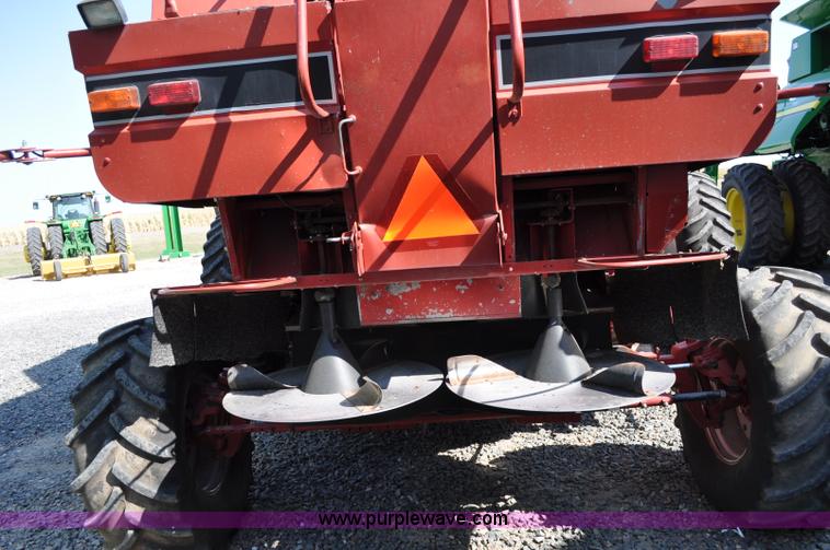 image for item A5995 2004 Case IH 2388 combine