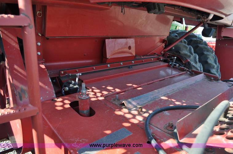 image for item A5995 2004 Case IH 2388 combine