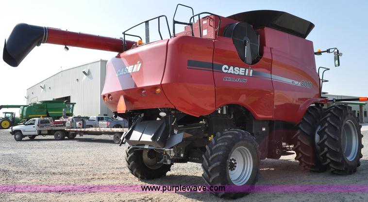 image for item A5996 2008 Case IH 8010 combine
