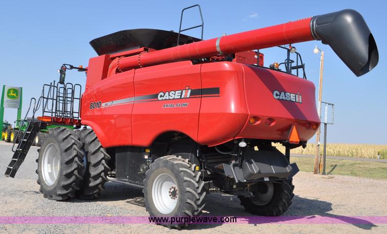 image for item A5996 2008 Case IH 8010 combine