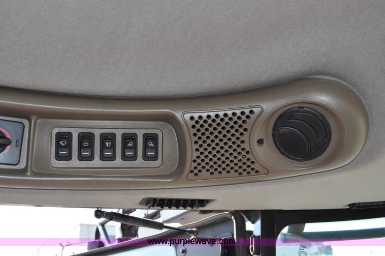 image for item A5996 2008 Case IH 8010 combine