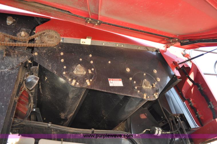 image for item A5996 2008 Case IH 8010 combine