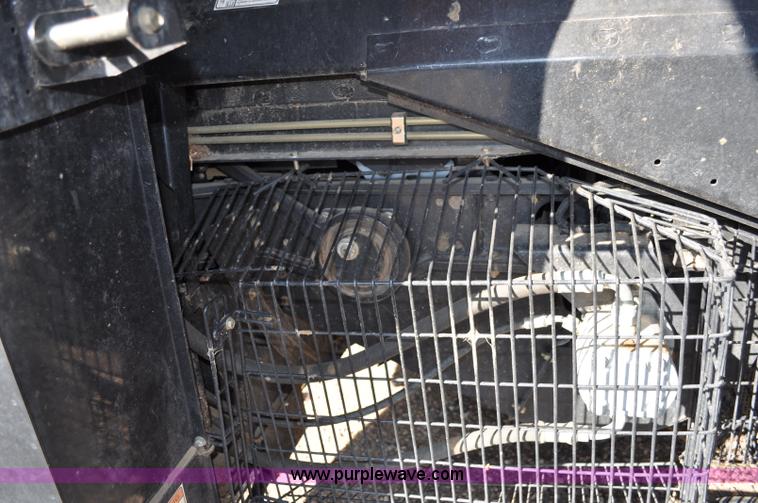 image for item A5996 2008 Case IH 8010 combine