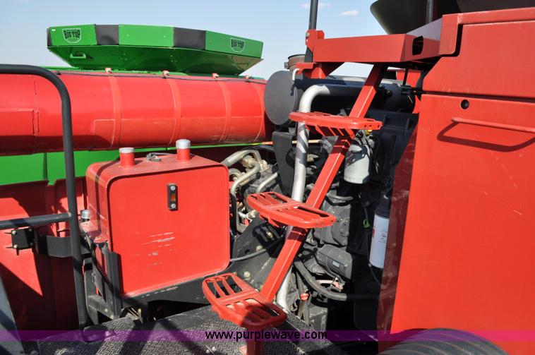 image for item A5996 2008 Case IH 8010 combine