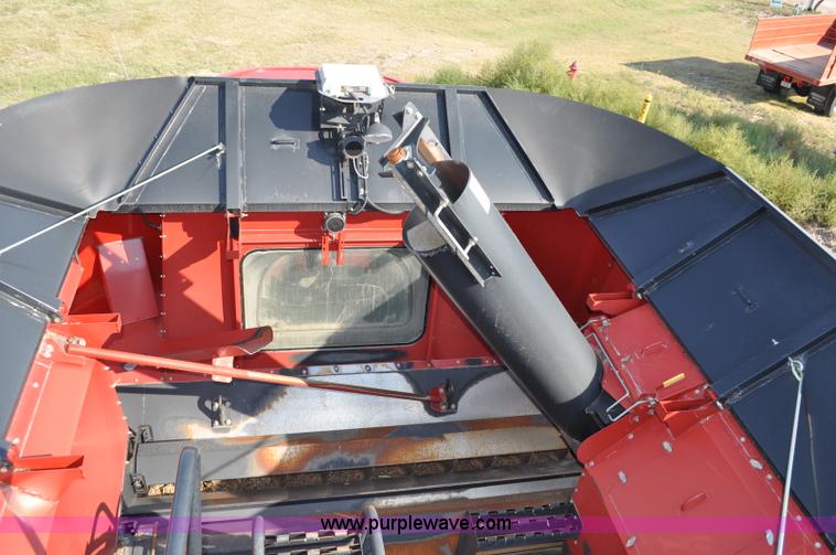 image for item A5996 2008 Case IH 8010 combine