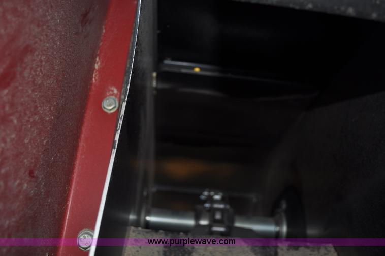 image for item A5996 2008 Case IH 8010 combine