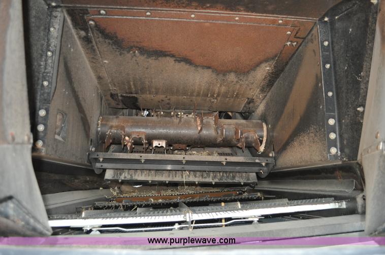 image for item A5996 2008 Case IH 8010 combine