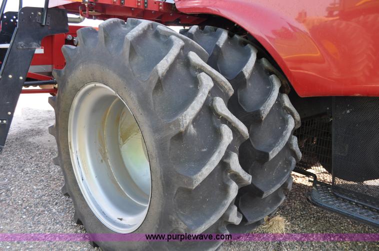 image for item A5996 2008 Case IH 8010 combine