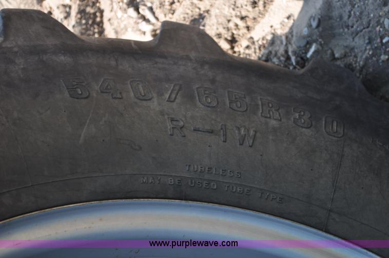 image for item A5996 2008 Case IH 8010 combine