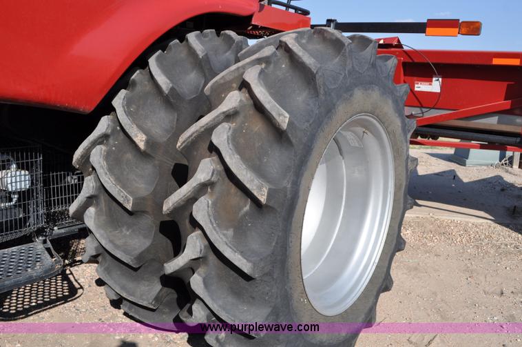 image for item A5996 2008 Case IH 8010 combine