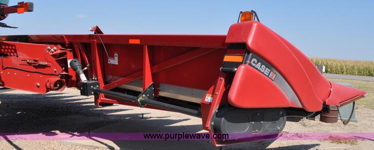 image for item A5997 2008 Case IH 2412 corn header